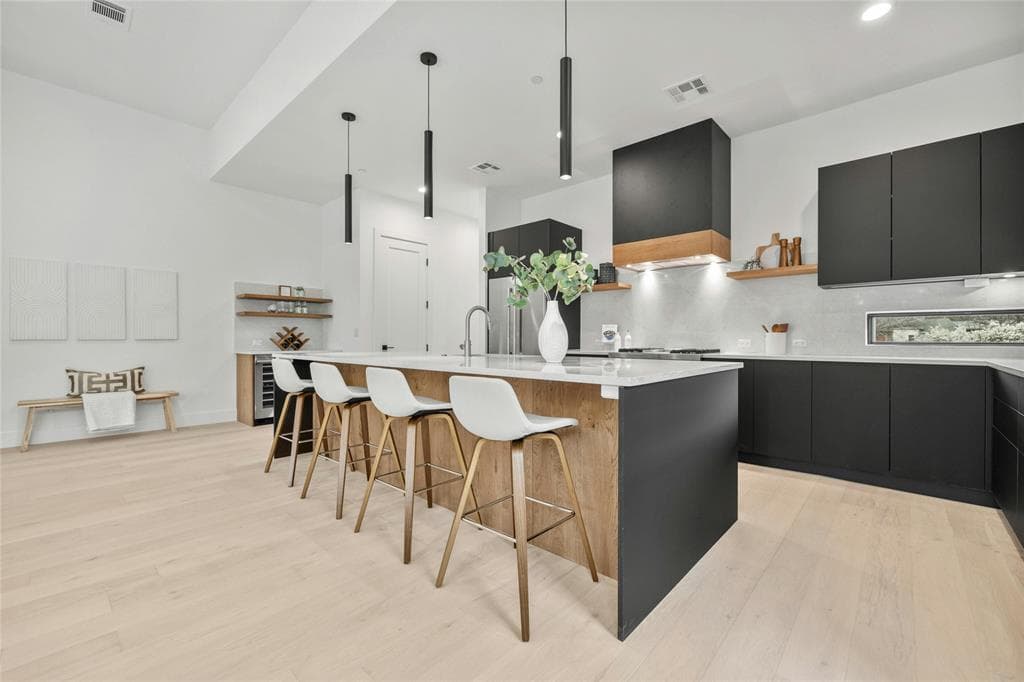 Kitchen island detail
